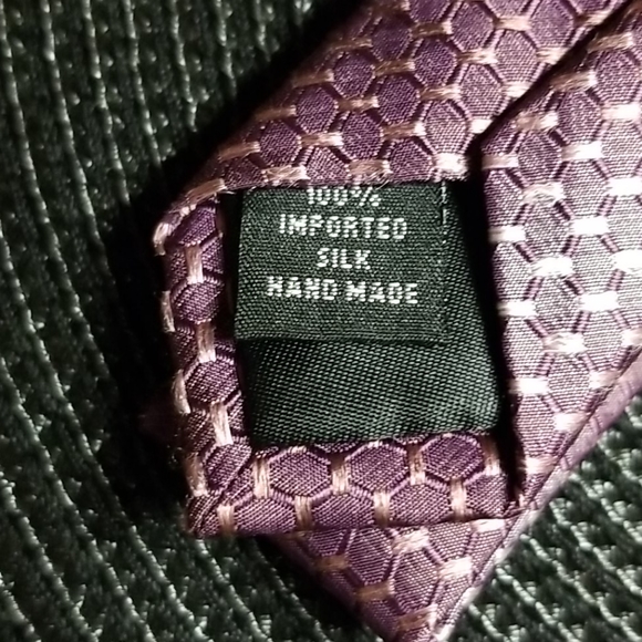 Kenneth Cole Reaction Tie - Picture 5 of 7